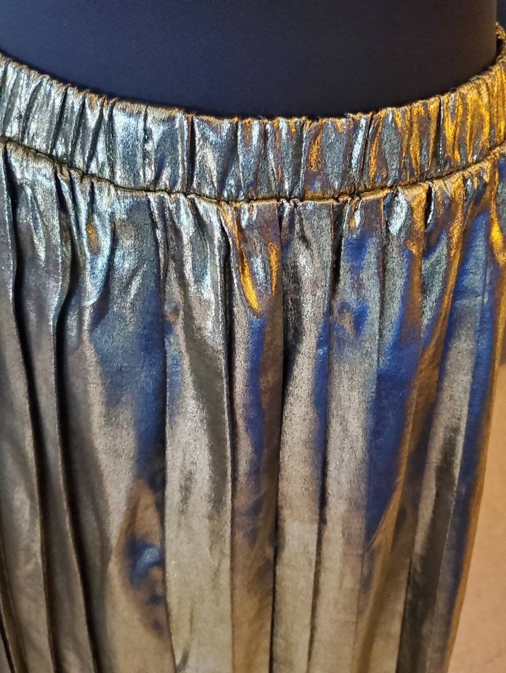 Metallic Dusty Gold Pleated Skirt - Picture 2 of 5